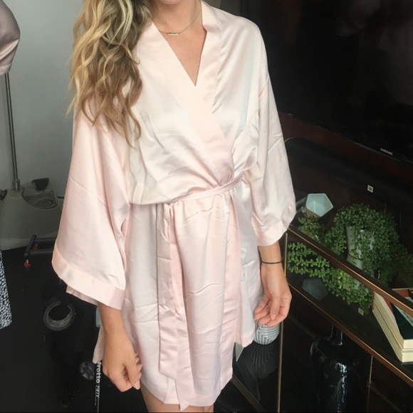 Forever 21 Other - Blush Pink silky satin Wedding day robe